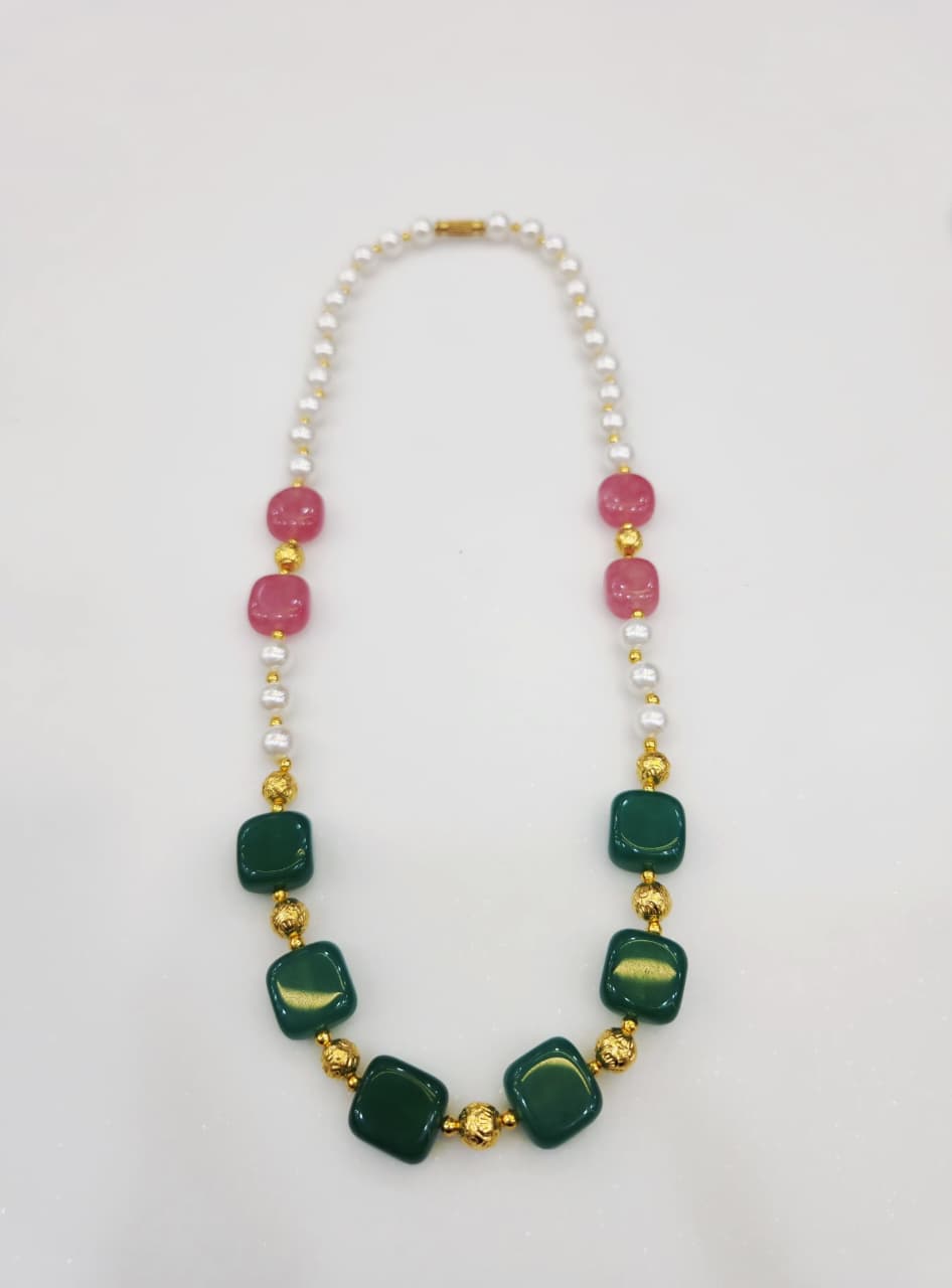 Emerald Blush Pearl Necklace
